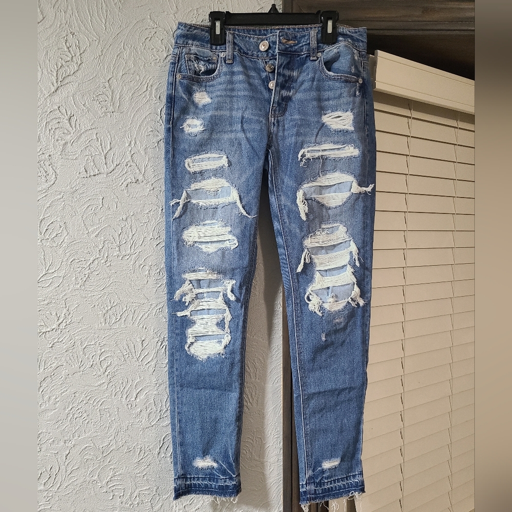 American Eagle Outfitters Tomgirl Button Fly Ripped Destressed Jeans